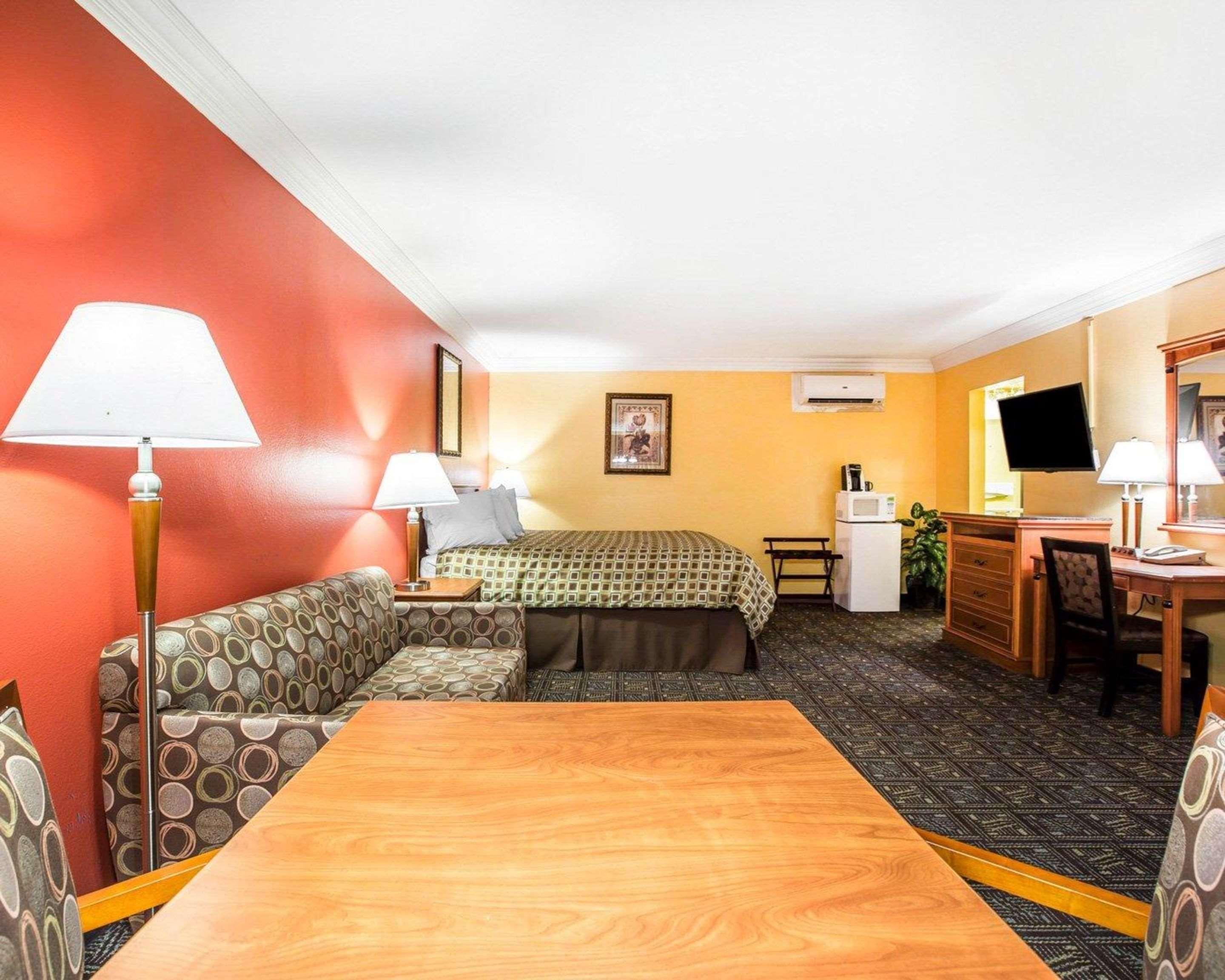 Rodeway Inn Old Town Temecula Eksteriør billede